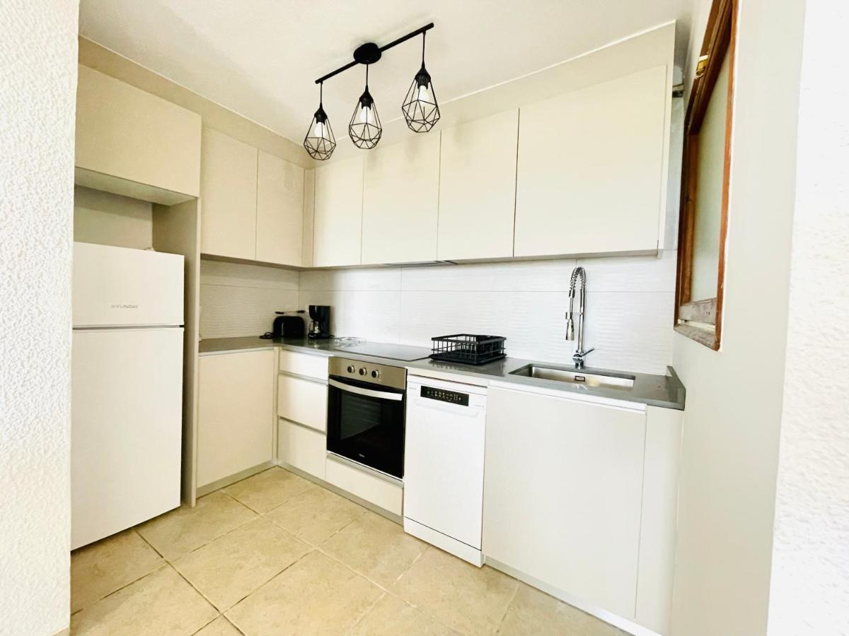 Apartamento Delta Muga 2 - Apartamento En Primera Línea De Mar Con Vistas Al Mar Y Al Rio - Centro - Playa