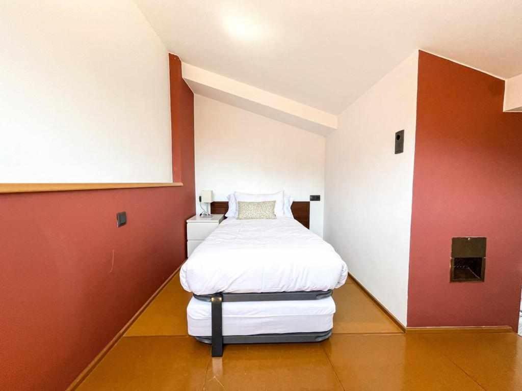 Apartment Loft Cort Reial Atico In The Heart Of The Old Town Girona