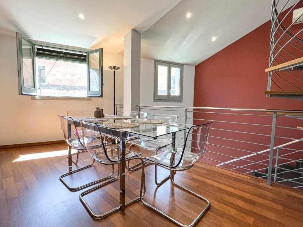 Loft Cort Reial Atico In The Heart Of The Old Town Apartment