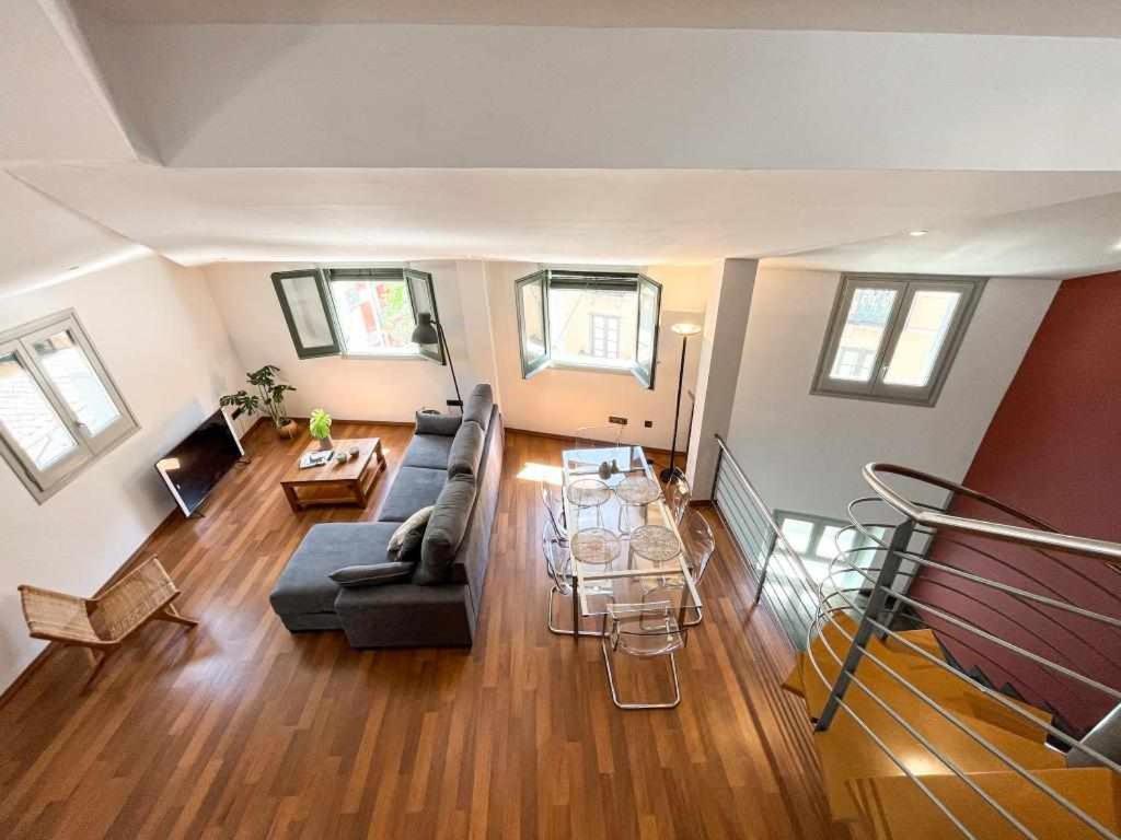 Loft Cort Reial Atico In The Heart Of The Old Town * Girona