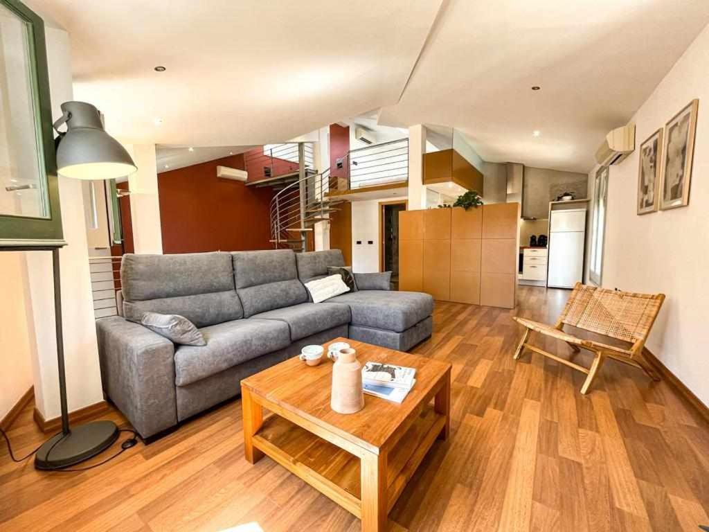 Loft Cort Reial Atico In The Heart Of The Old Town