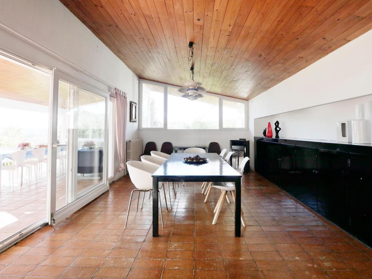 Pensión Cala Castell Suites *