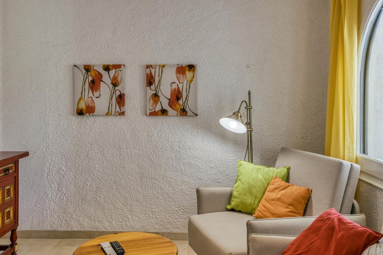 Art-apartamentos Revilla Tacke E Ampuriabrava