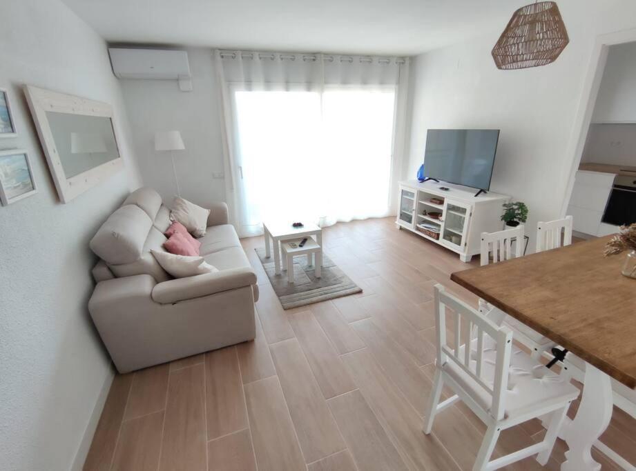 Apartment Amplio Con Piscina Al Lado De La Playa Platja d'Aro