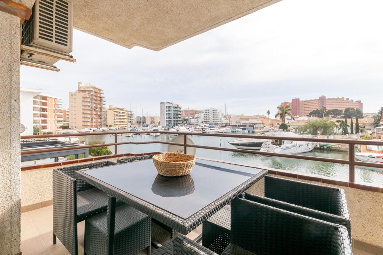 Apartamento Maya Vista Al Canal Apartment Roses