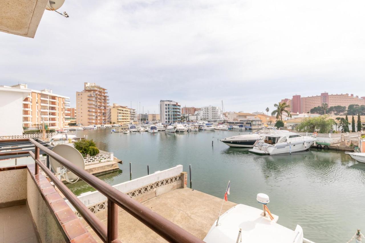 Apartamento Maya Vista Al Canal Apartment Roses