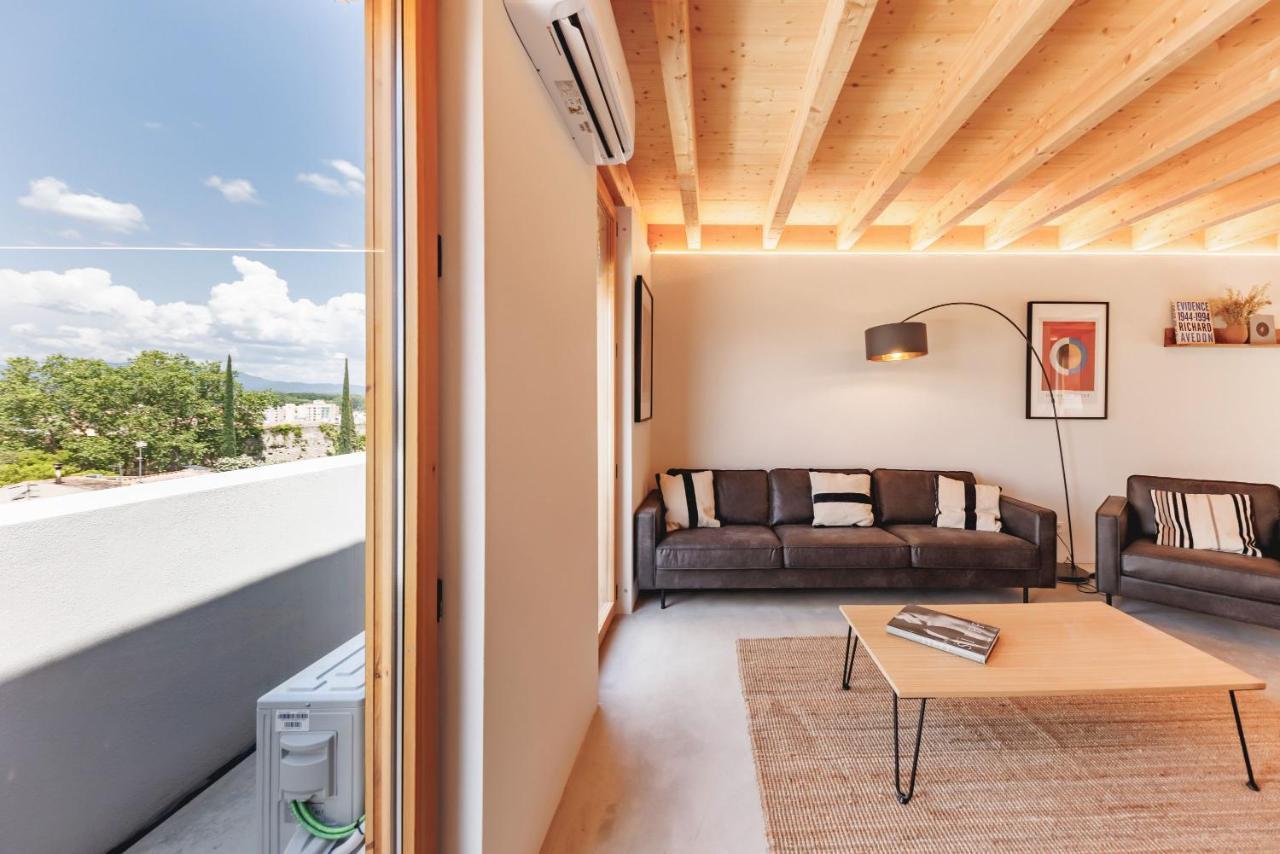 Bravissimo Canigo, Spacious And With Large Terrace Apartamento