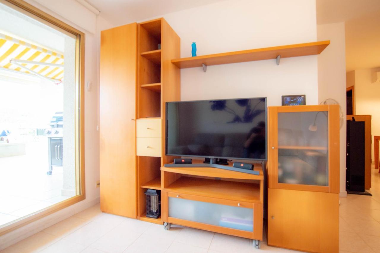 Apartment Luna Tossa De Mar With Jacuzzi, 5Mins Walking To The Beach, Sea And Castle View Big Terrace * Tossa de Mar