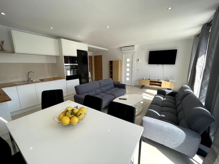 Belle Contemporaine Piscine Privee Empuriabrava