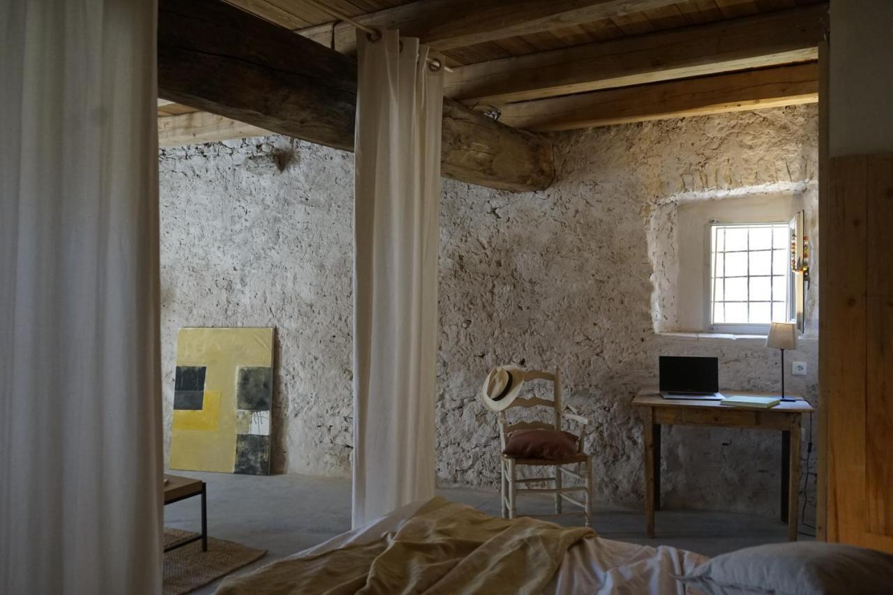 Tat, Loft In A Old Coach House * Sant Jordi Desvalls