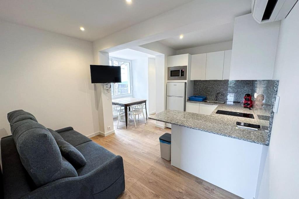 Apartment Romy T2d - A 80m De La De Cala Montgo L'Escala