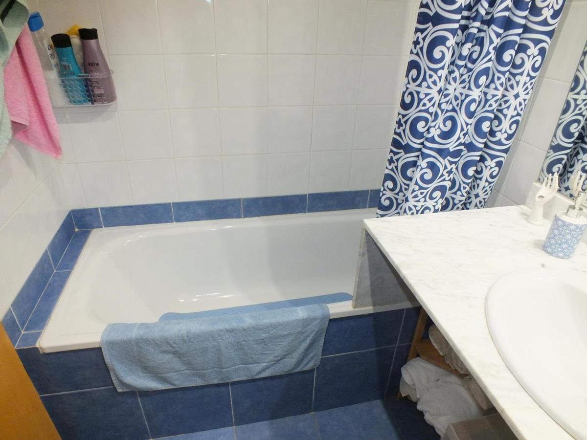 Apartamento Con Piscina Comunitaria Y Parking En Roses, Cerca De Playa Y Actividades - Es-204-15 Rosas