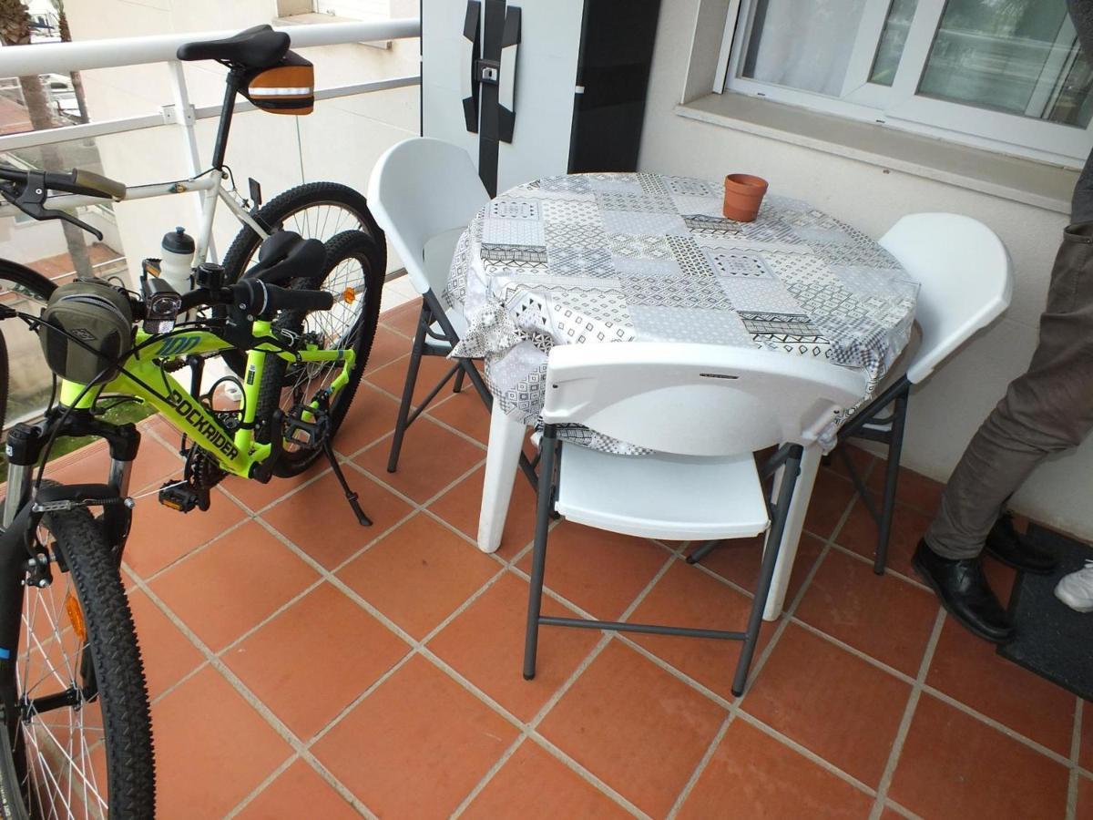 Apartment Con Piscina Comunitaria Y Parking En Roses, Cerca De Playa Y Actividades - Es-204-15