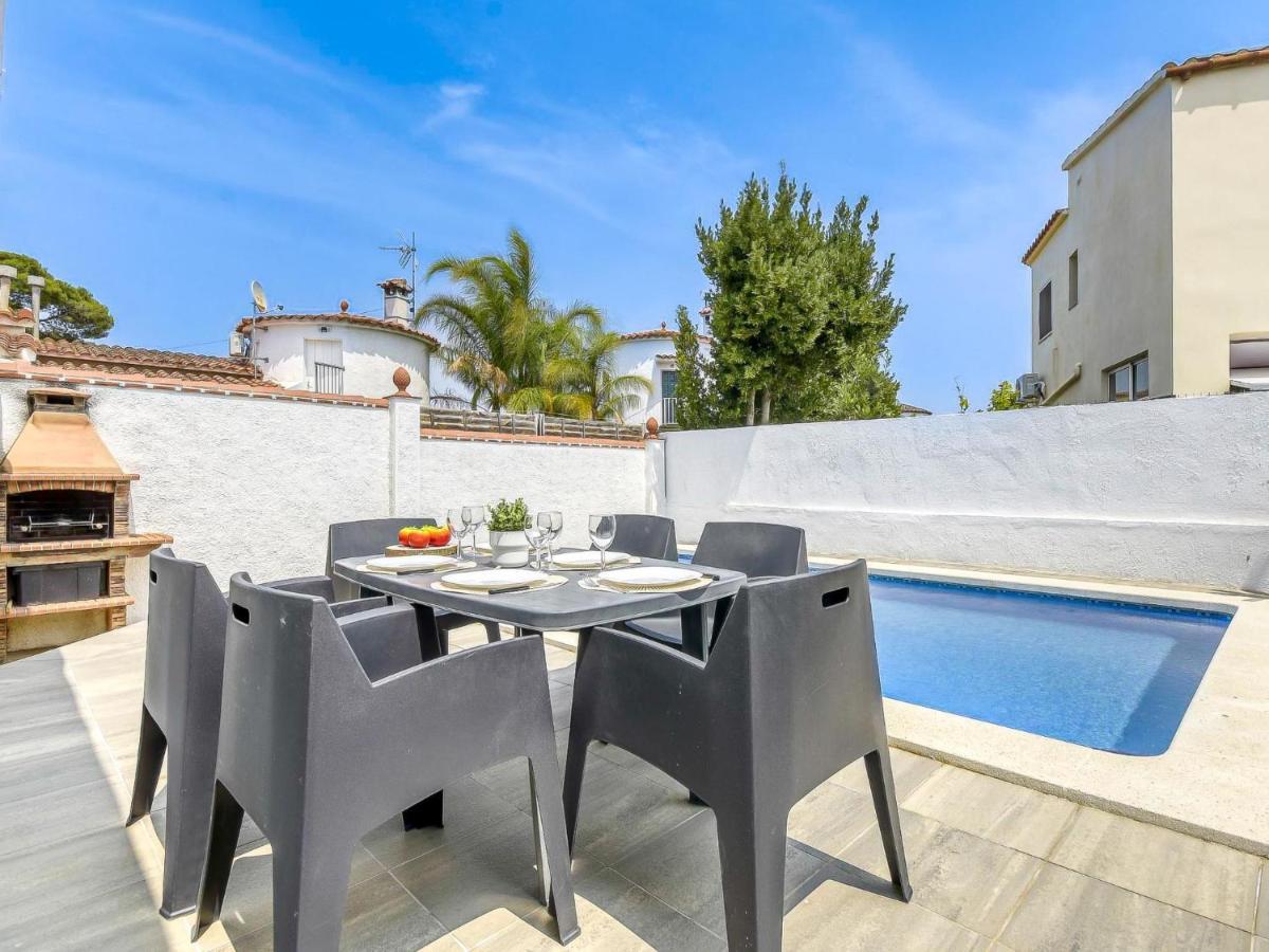 Сasa de vacaciones Luna By Interhome *