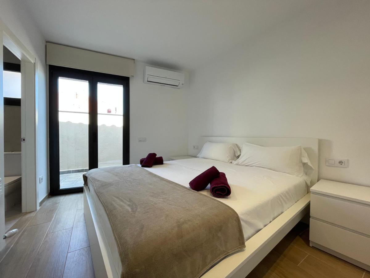 Deluxe 2 By Costabravaway Apartment