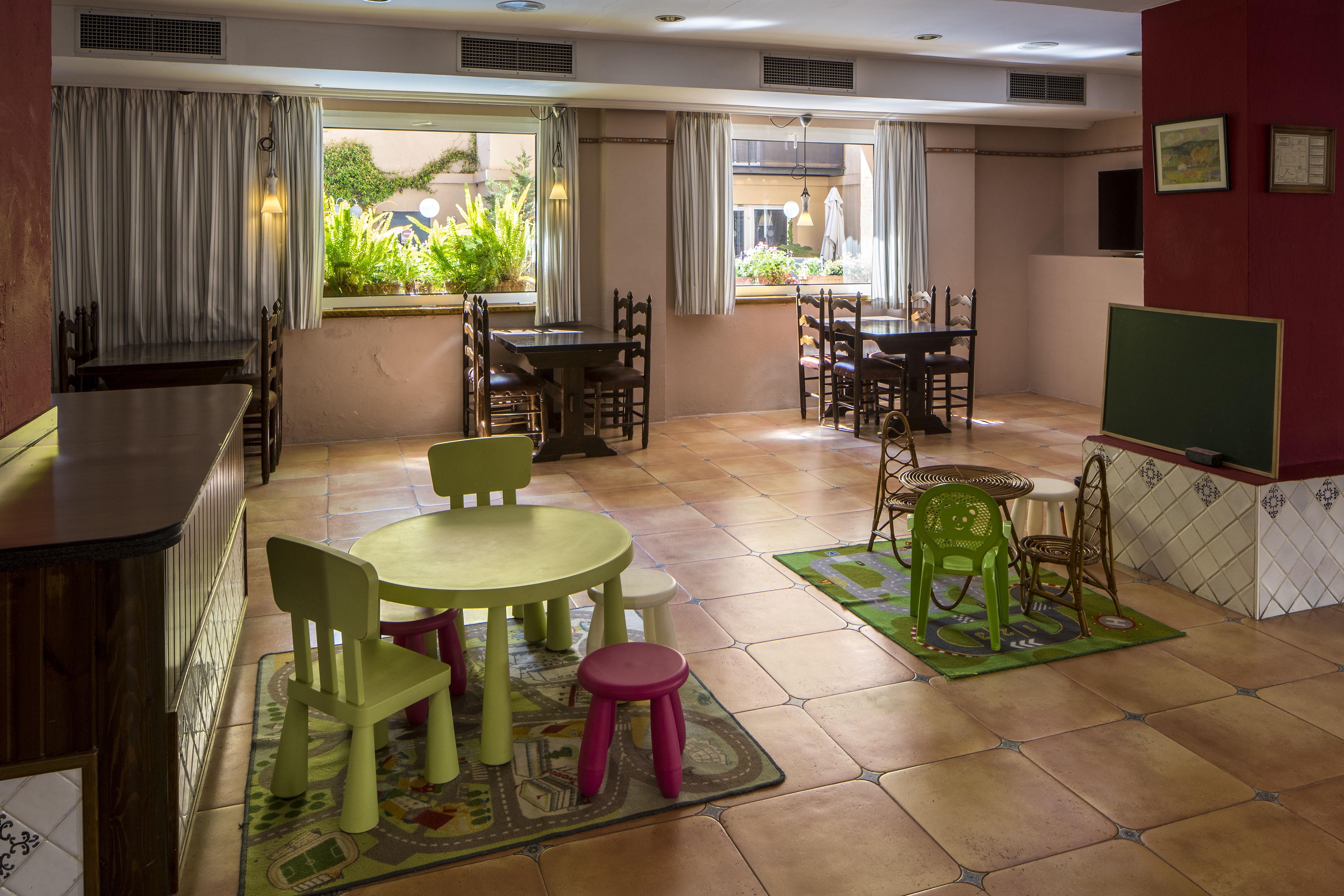 Rvhotels Mar De Tossa Hotel