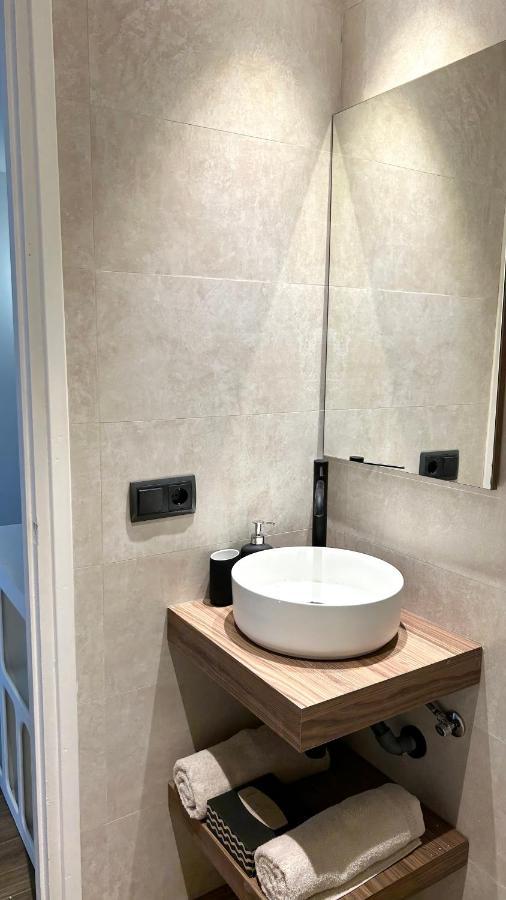 Apartamento Casa Con Jardin Y Piscina Comunitaria *