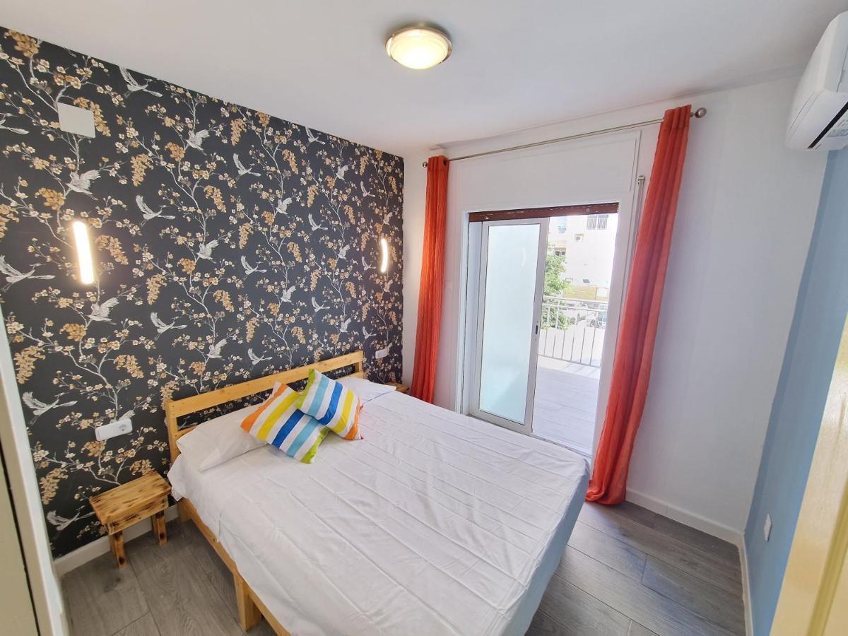 Casa Neptuno 10 Personas Solarium Patio Privado Con Bbq, Y Aire Acondicionado * Ampuriabrava