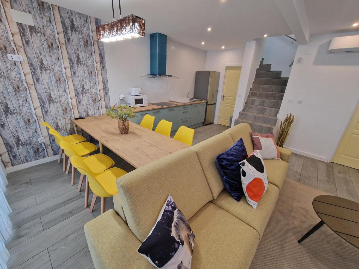 Сasa de vacaciones Casa Neptuno 10 Personas Solarium Patio Privado Con Bbq, Y Aire Acondicionado *