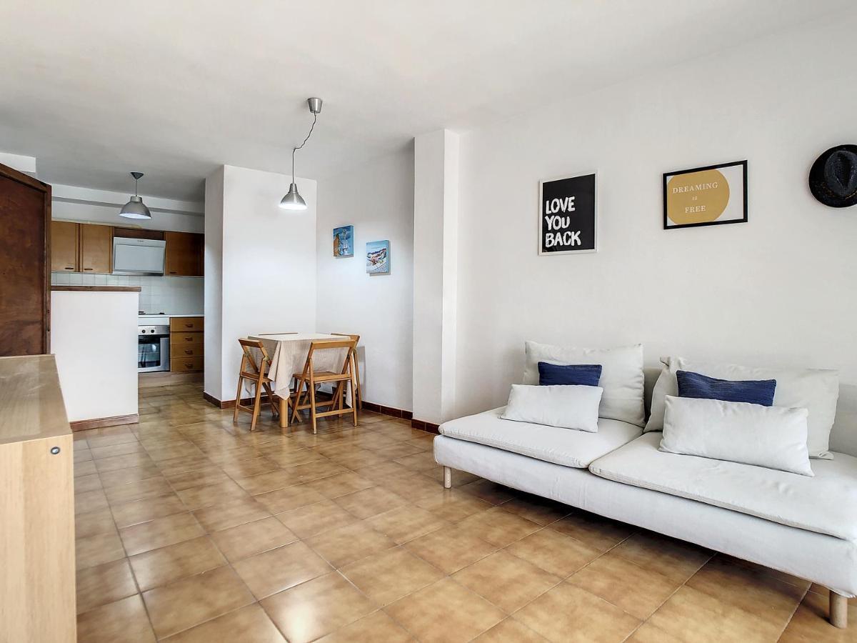 Metro Apartamento