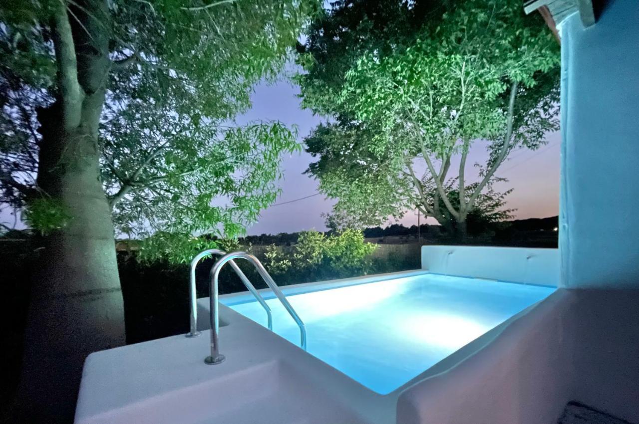 Only Adults 2 Pax - Piscina Privada - A/c - Wifi - Bbq Villa