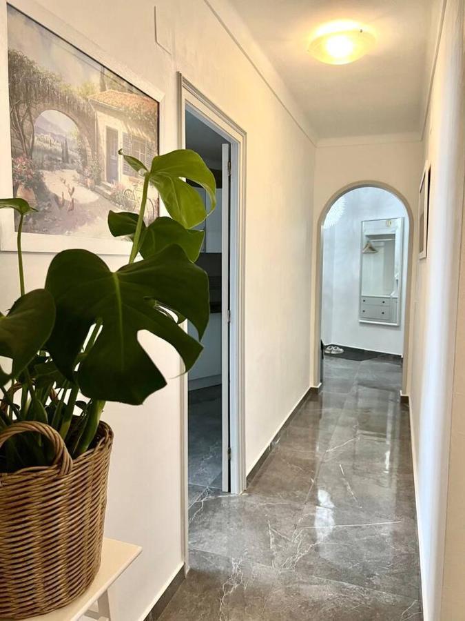 Amplio Tranquilo Cerca De La Playa Apartamento Rosas