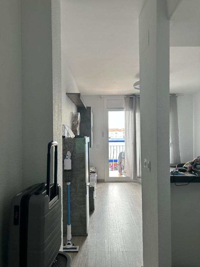 Comme Chez Vous Troisieme Etages Sans Ascenseur Equipe Climatisation Et Linge De Maison Inclus