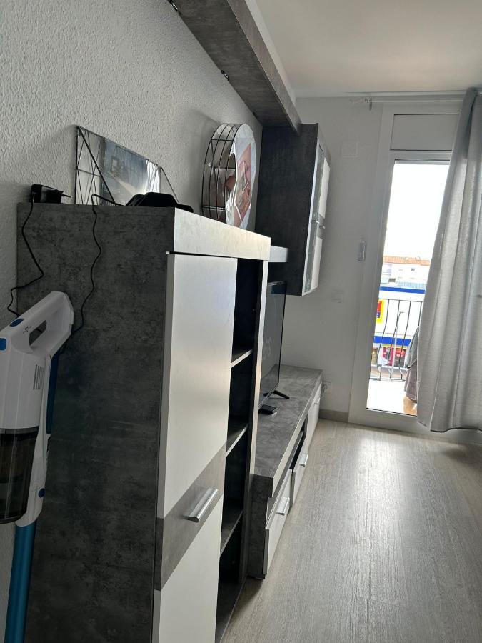 Comme Chez Vous Troisieme Etages Sans Ascenseur Equipe Climatisation Et Linge De Maison Inclus Ampuriabrava