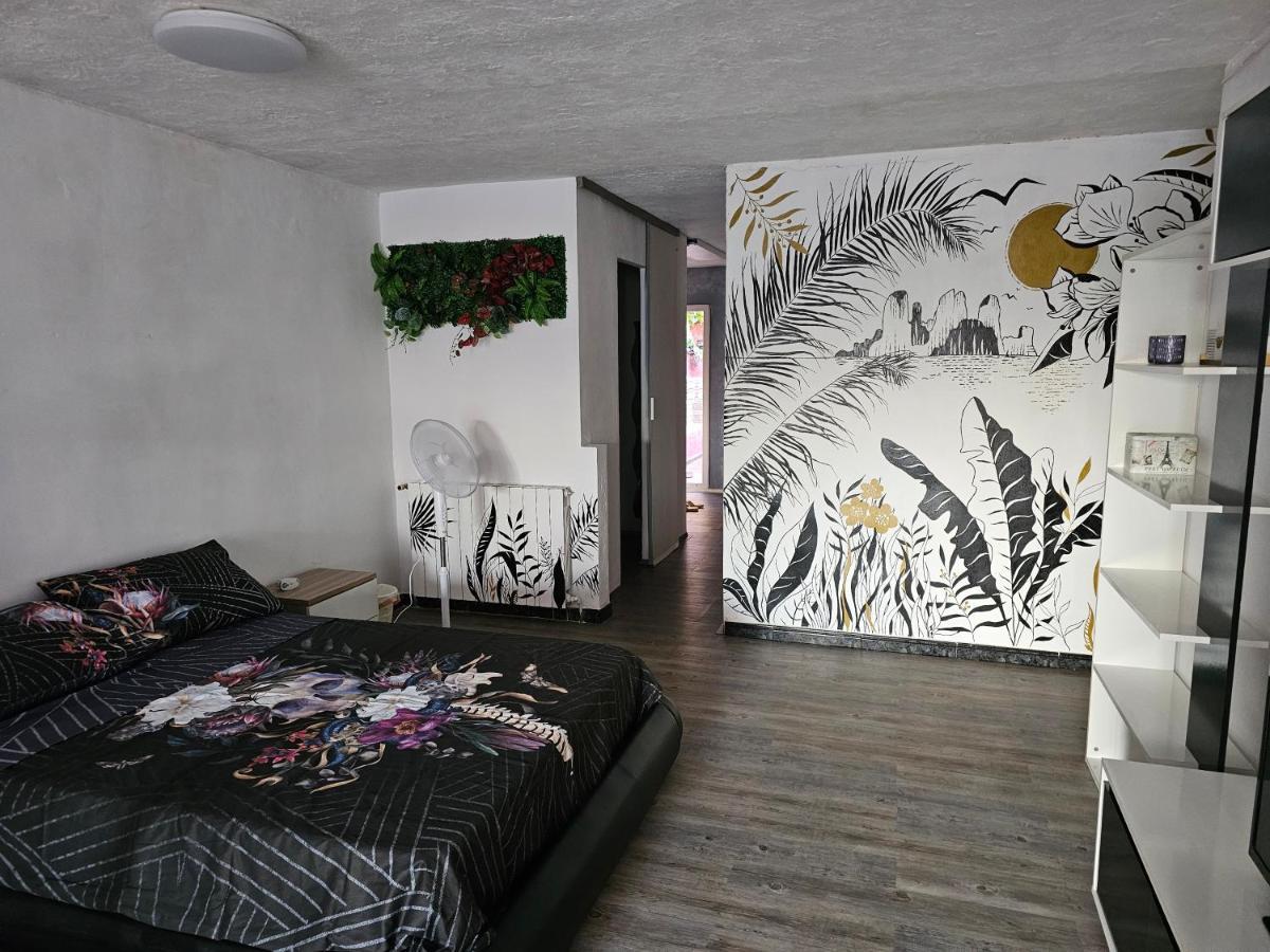 Estudio En Alquiler Apartamento Begur