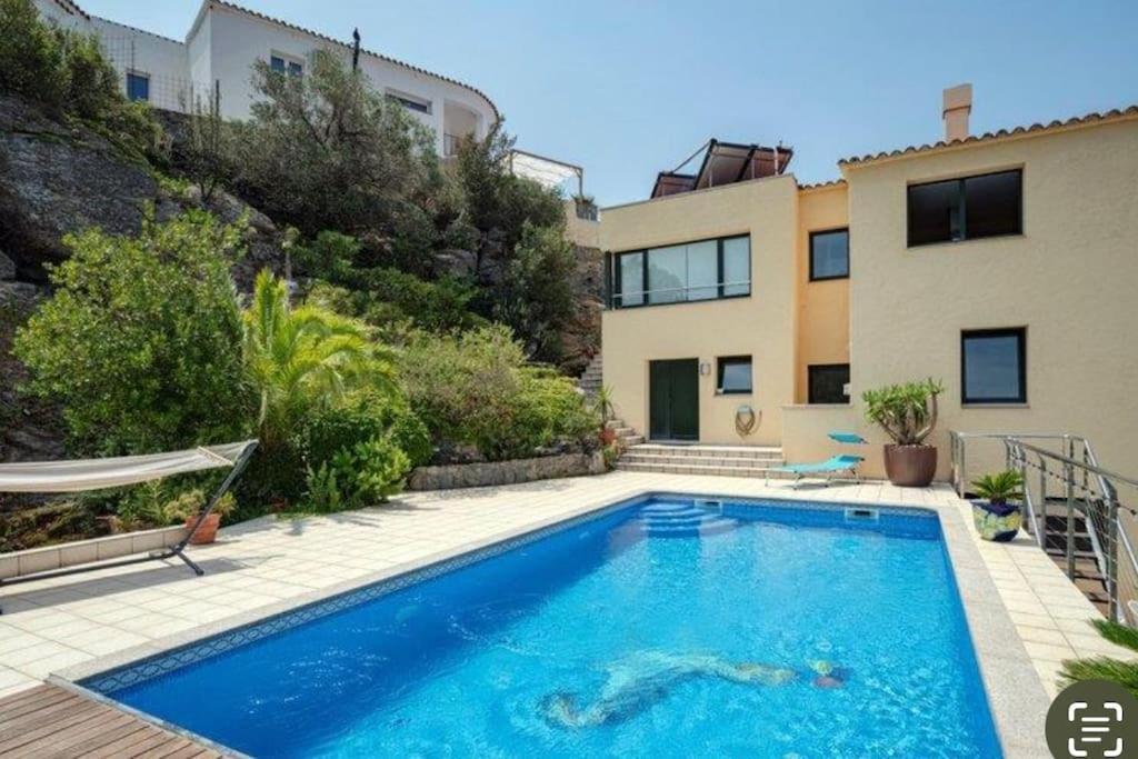 Casaleo Harry - / Costa Brava