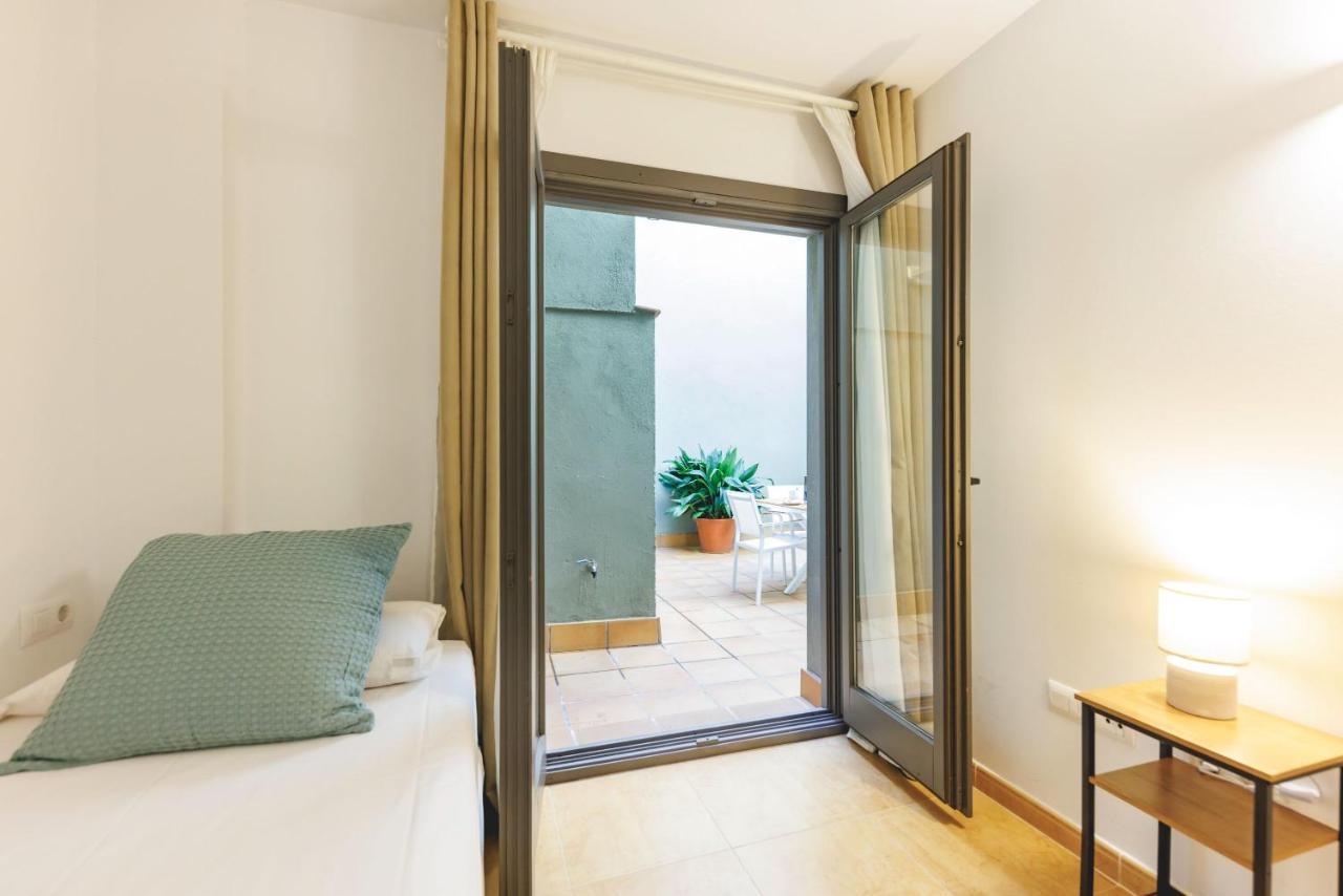 Bravissimo Placa Catalunya, 2-bedroom With Terrace Apartment