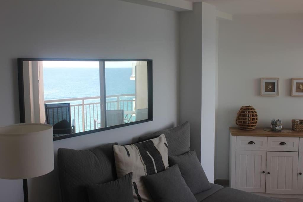 Apartamento Primera Linea De Mar