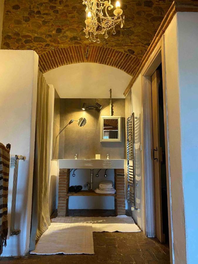 Hotel Carbo De *