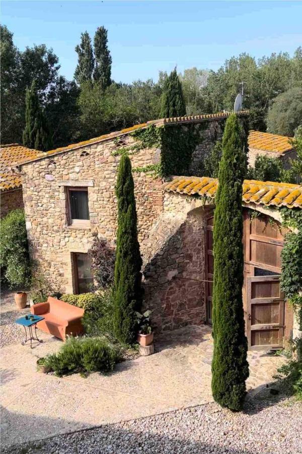 Hotel Carbo De *