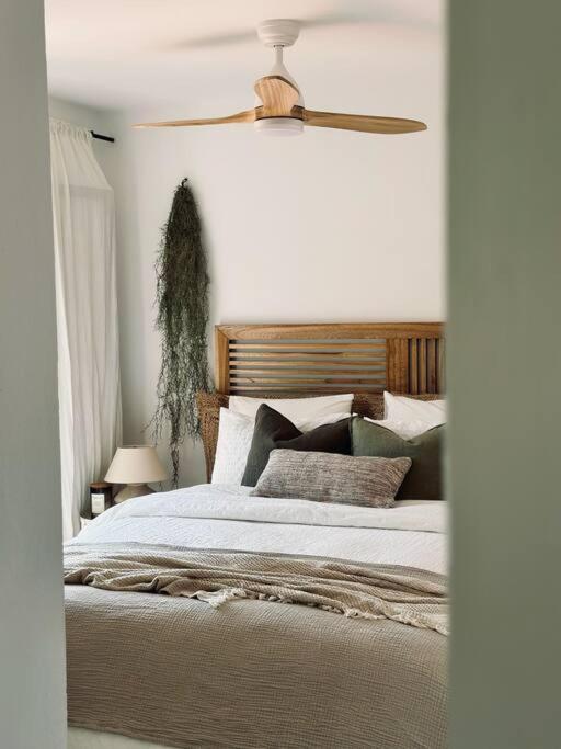 The Golden Oak In Calella Centre - 100m From Apartamento *
