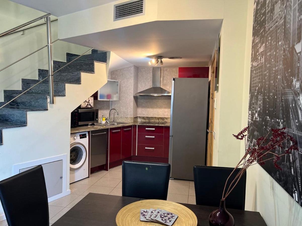 Con Piscina Y Parking Mas Blau Apartamento