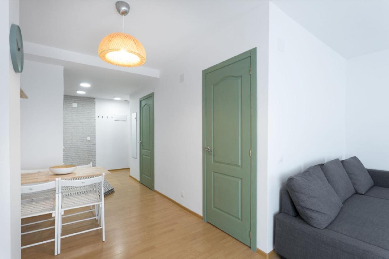 Flat Near The And Center Of 