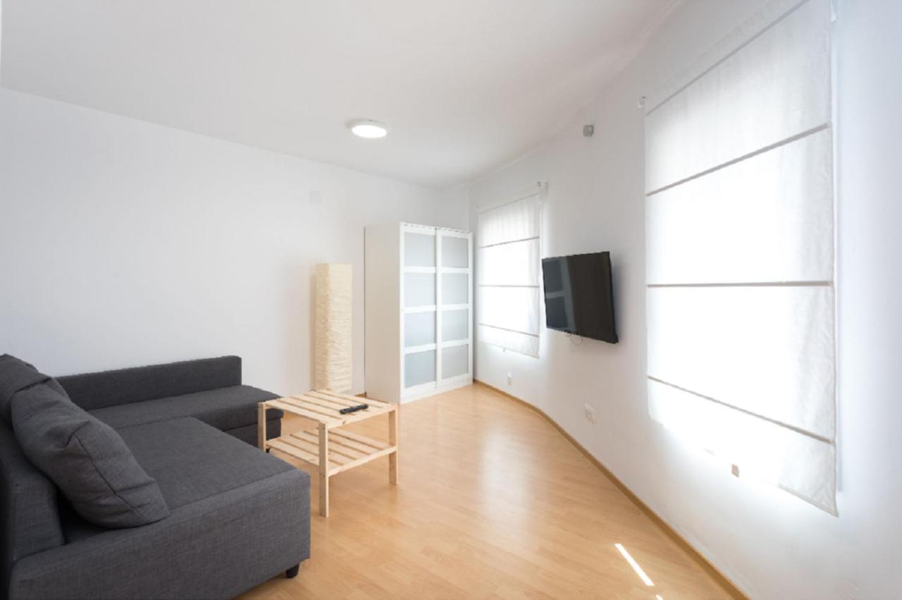 Flat Near The And Center Of 