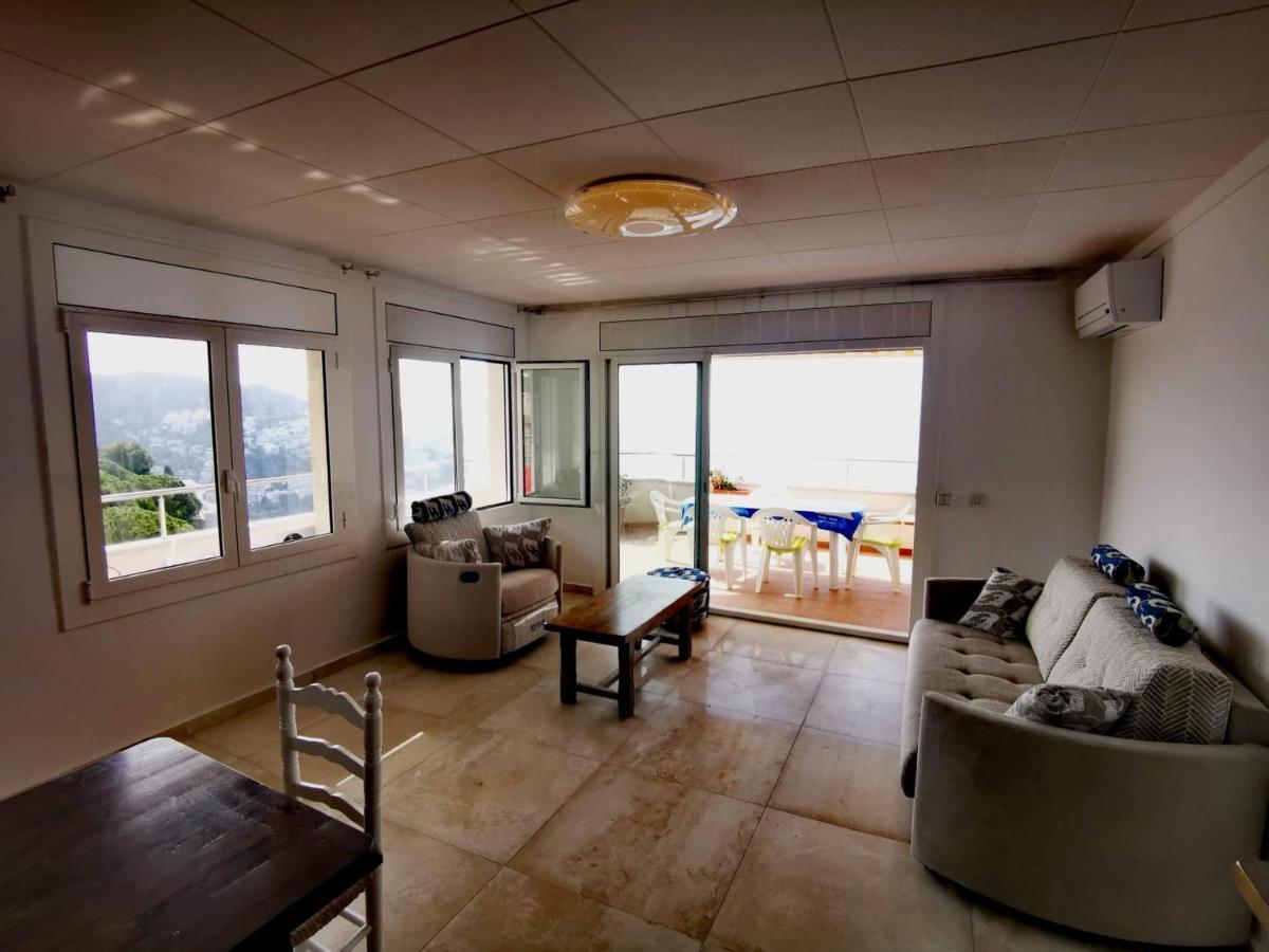 Joan Margarit 2-b -vista Excepcional Del Mediterraneo Con Piscina Comunitaria. - Es-228-159 * Rosas