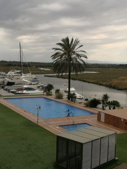 Apartment Amb Piscina I Zona Enjardinada