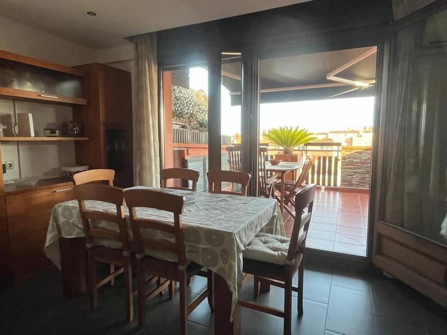 Apartamento Atico Luminoso Centrico Y Comodo Figueras