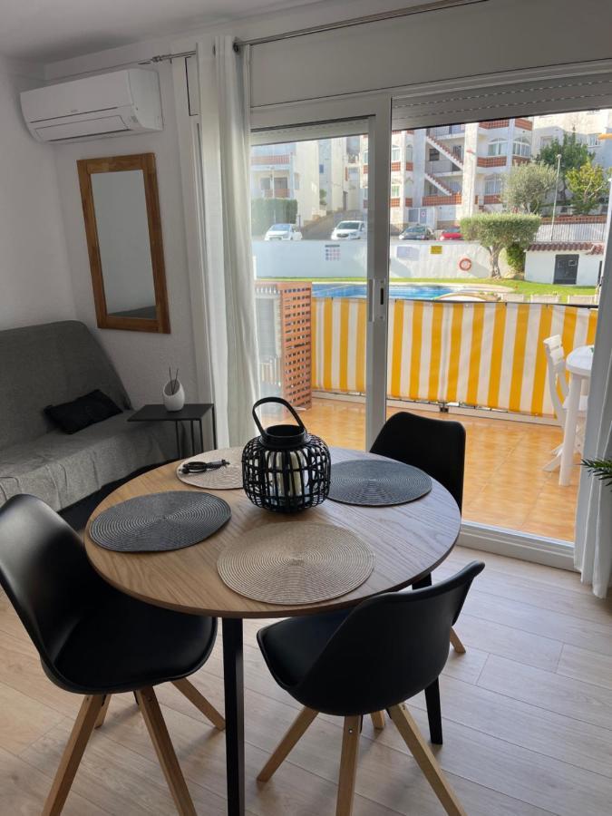 « el Jardin « puig Rom Apartment *
