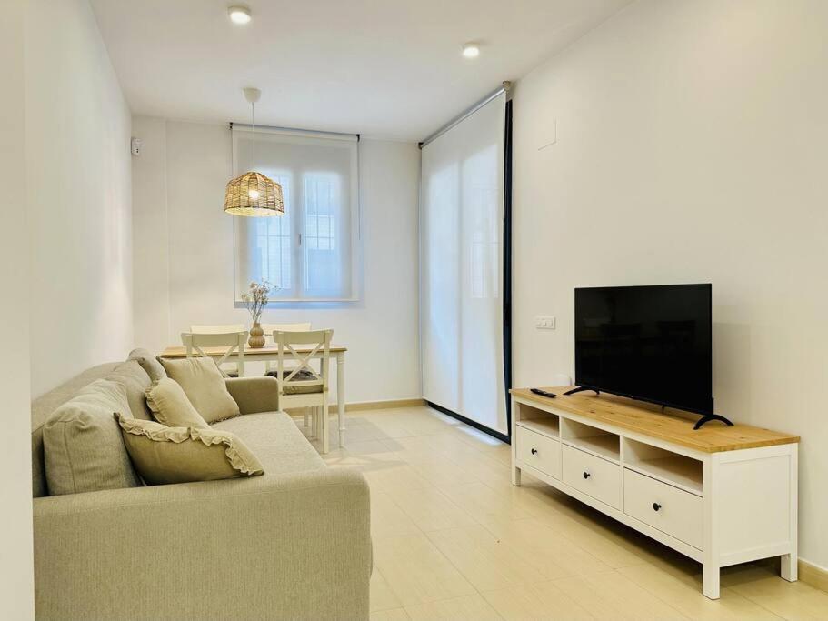 Apartament Macia Platja Apartment *