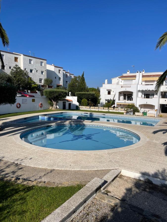 Apartment « el Jardin « puig Rom *
