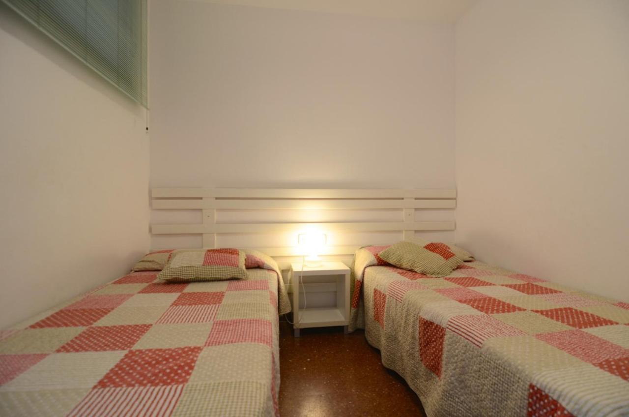 Catalonia 3-5 * L'Estartit