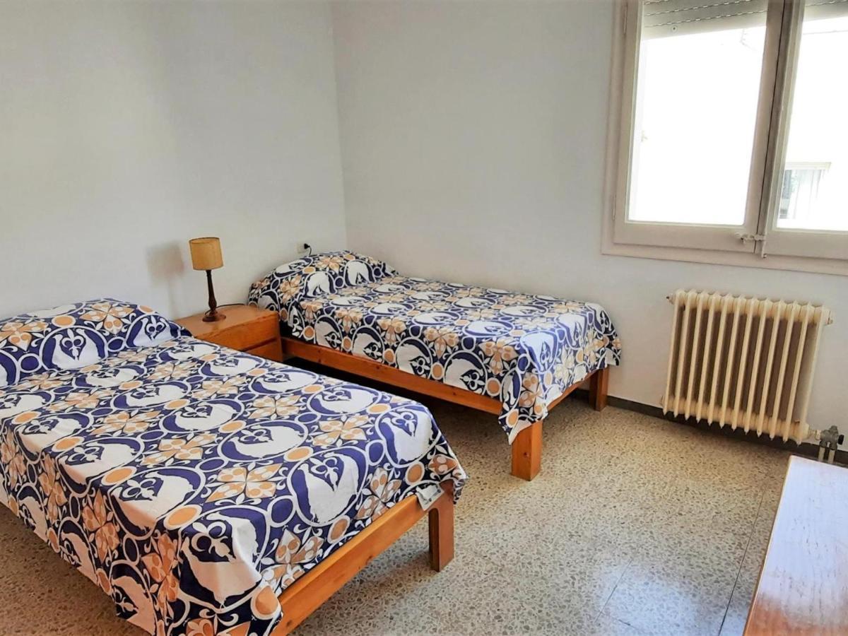 Apartamento En Primera Linea De Playa Con Terraza Y 3 En - Es-170-71 Llançà