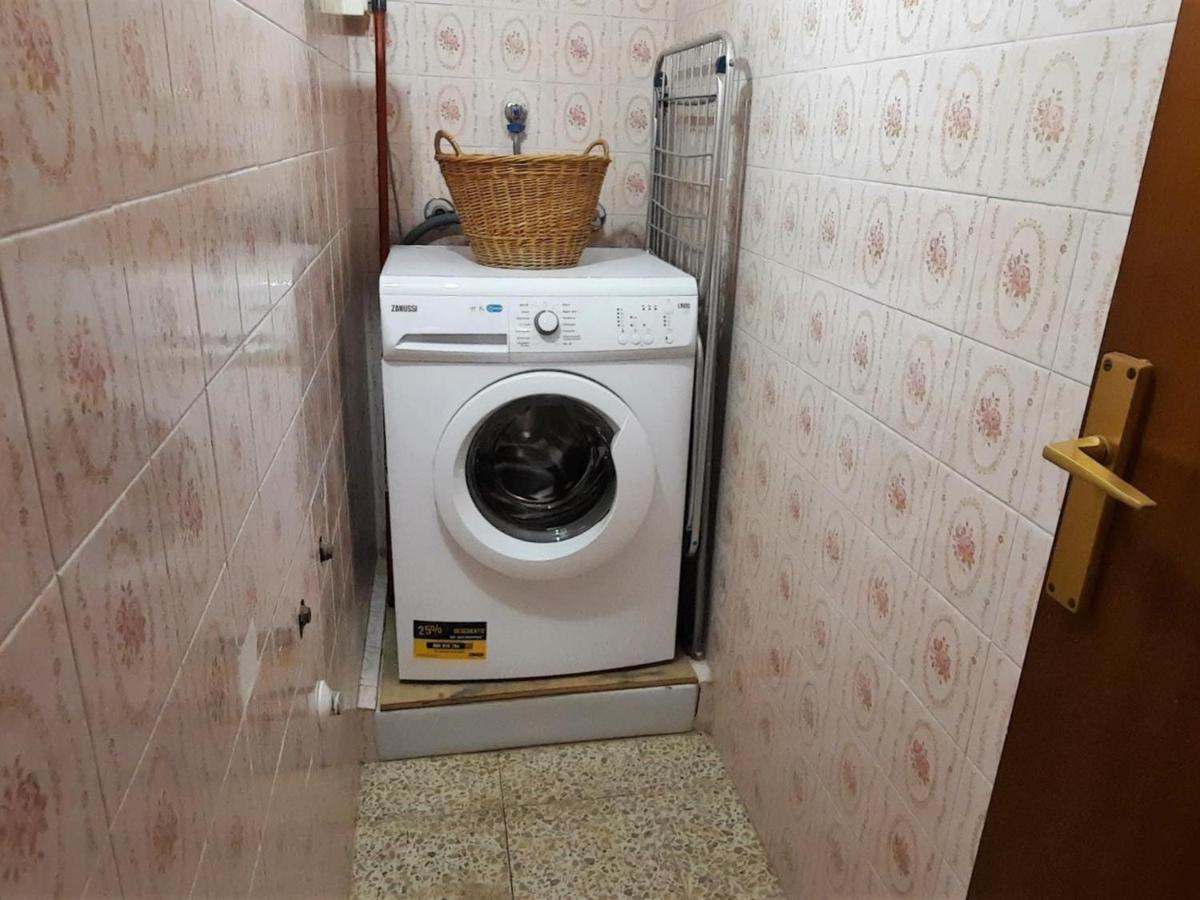 En Primera Linea De Playa Con Terraza Y 3 En - Es-170-71 Apartamento Llançà