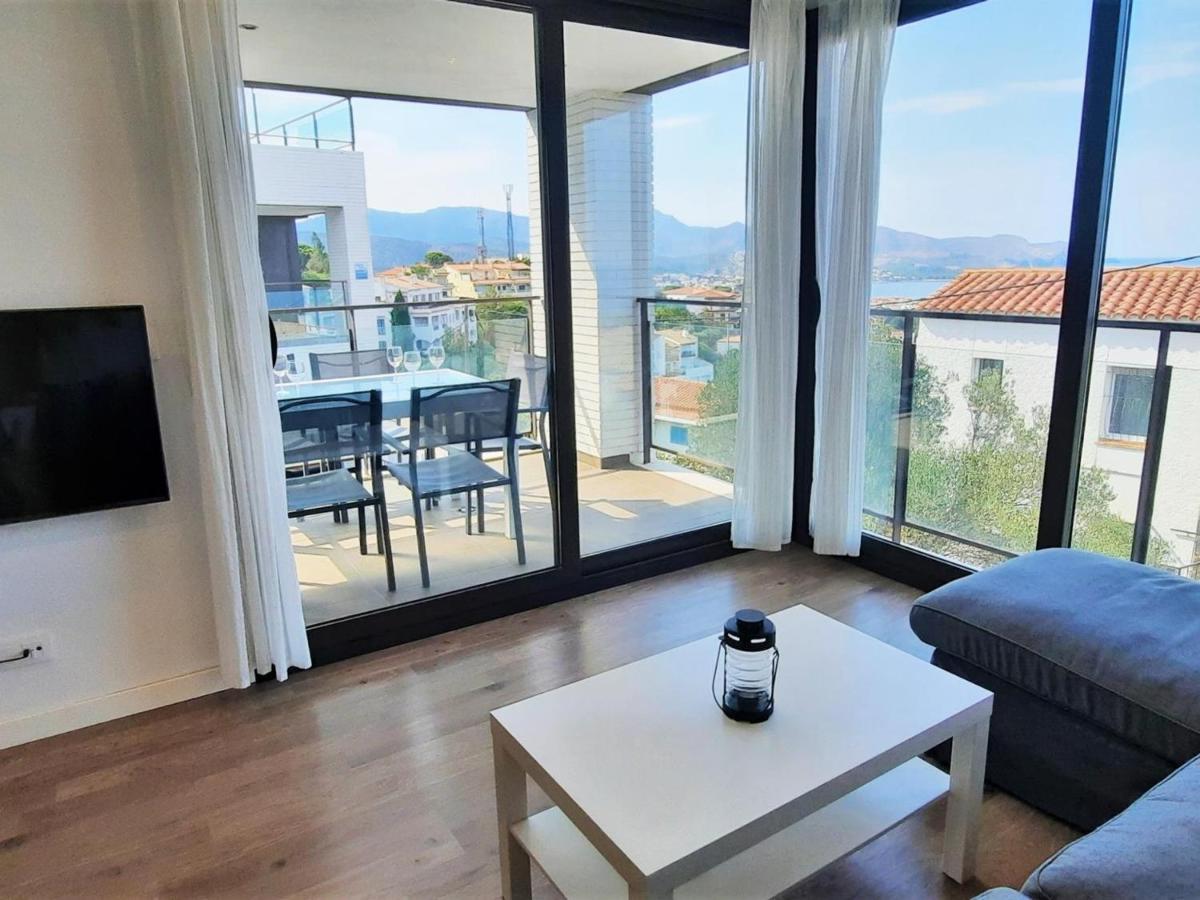 Apartment De 3 Con Terraza, Piscina, Parking Y Aire Acondicionado En - Es-170-54 *