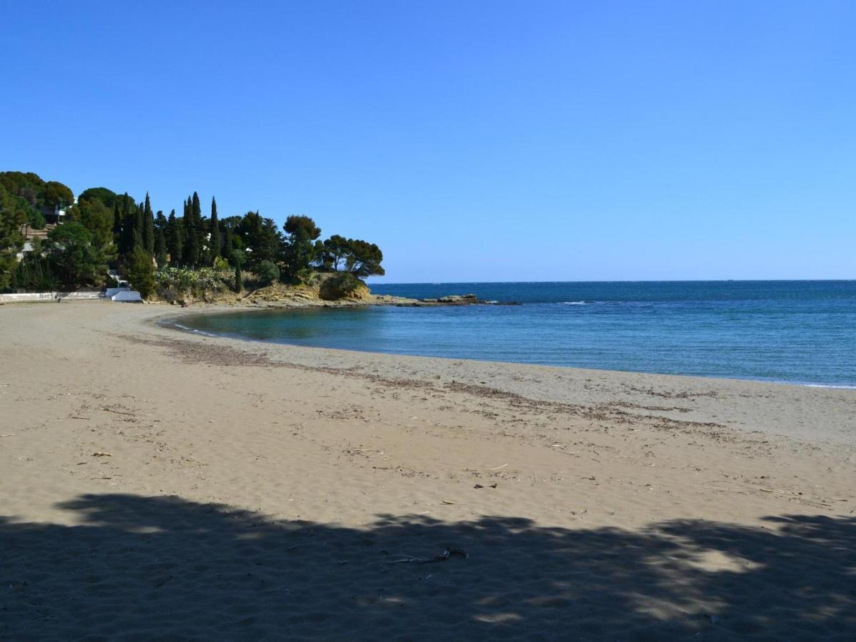 Familiar En Cerca De La Playa De Grifeu, 2 Y Parking - Es-170-76 * Llançà