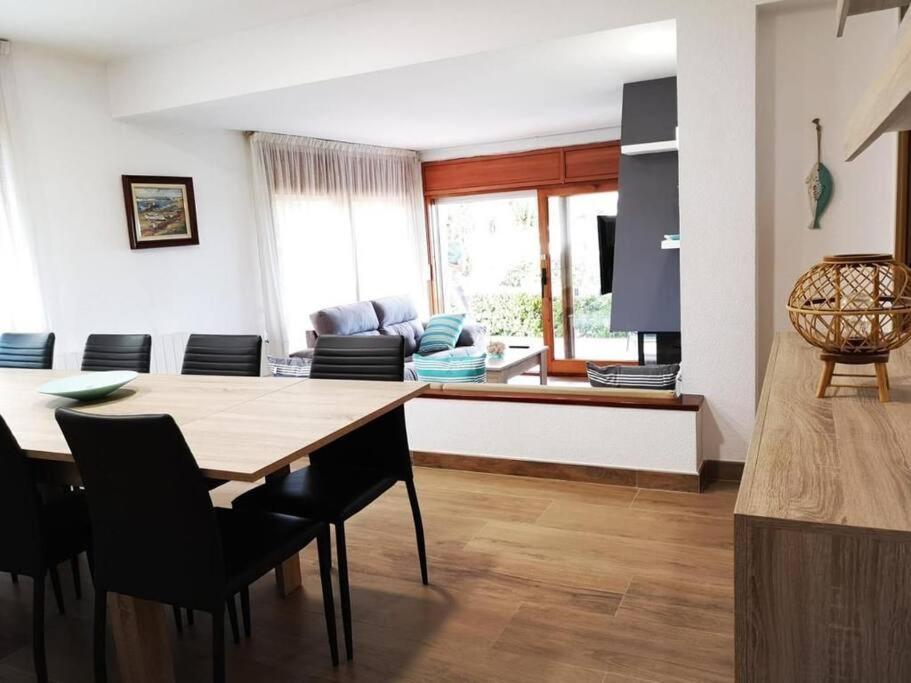 Apartamento Maritim Ii Primera Linea De Mar En St Antoni De Calonge Sant Antoni De Calonge